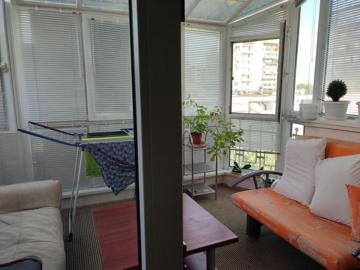 Spring Nebula Aparthotel Βάρνα Εξωτερικό φωτογραφία