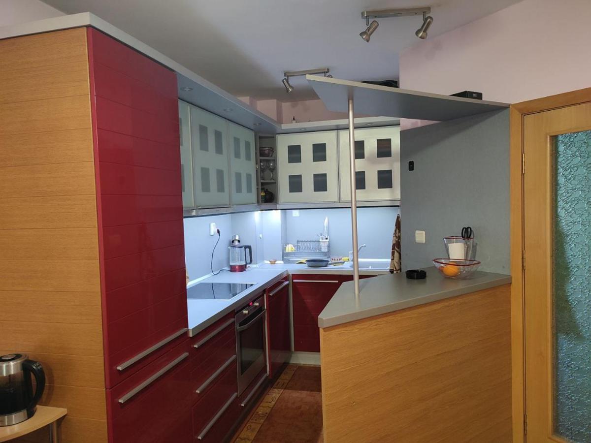 Spring Nebula Aparthotel Βάρνα Εξωτερικό φωτογραφία